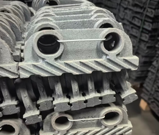 �������